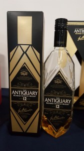 Sipping_Malt_Antiquary_12_2
